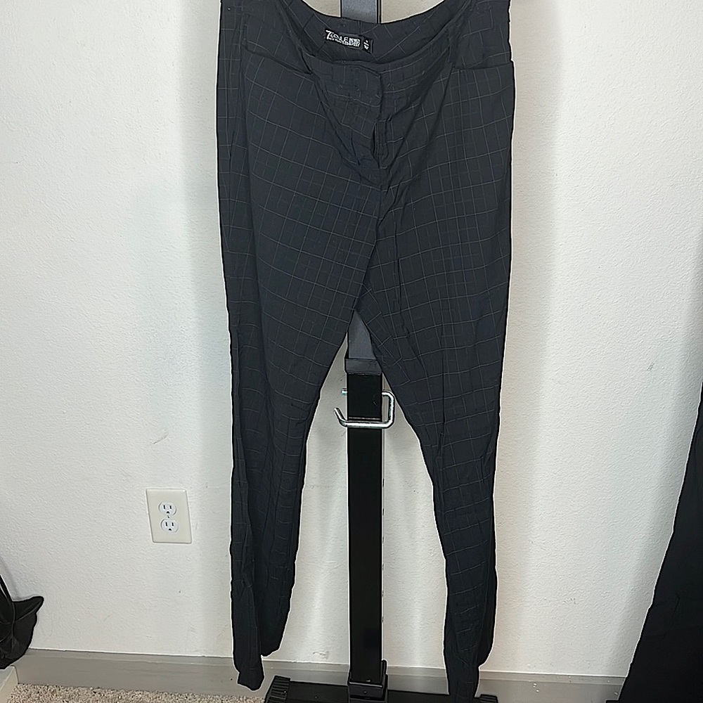 New York and Company black and pink plaid pants